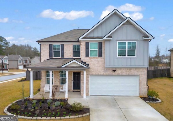 1826 Woodsley Court, Loganville