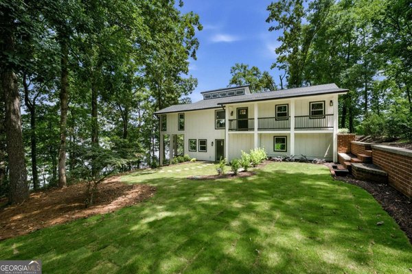 9790 Peninsula Drive, Gainesville