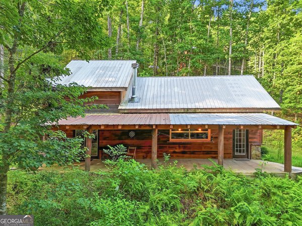 50 Pigeon Creek Road, Blue Ridge