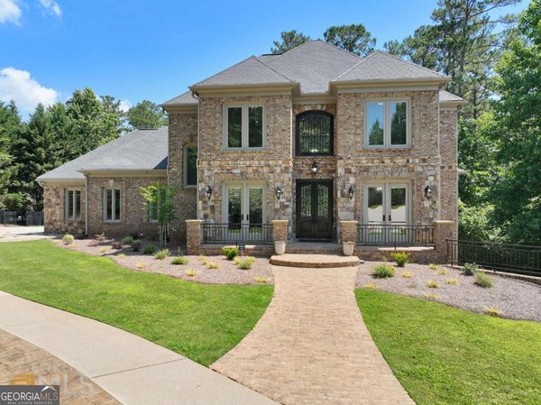 1605 Lockridge Drive, Cumming