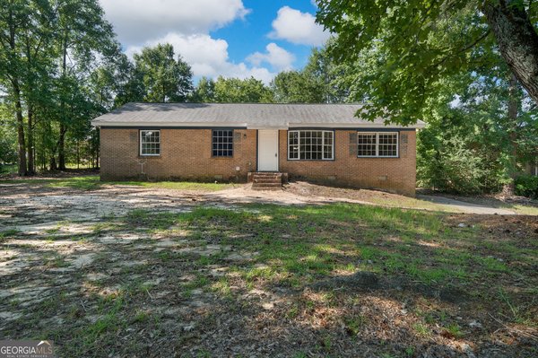 4216 Oak Drive, Macon