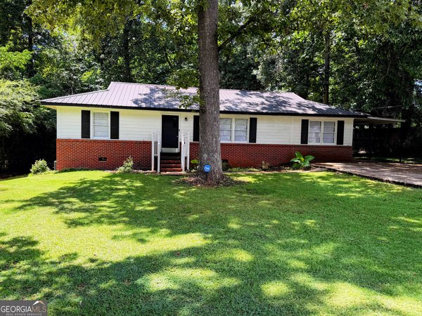 105 Dogwood Drive Lagrange