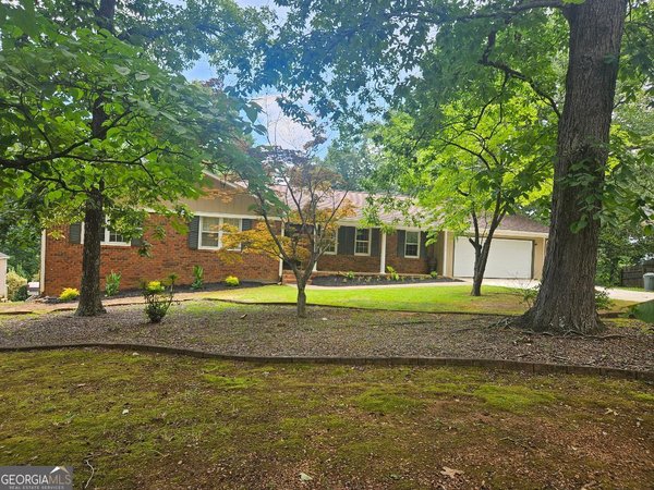 38 Ridgeview Dr SE, Silver Creek