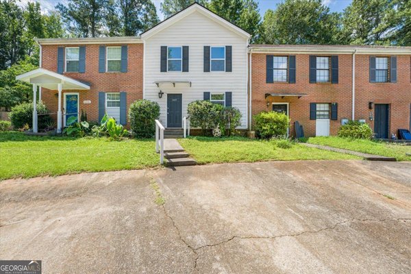 6005 Pat Mell Place, Smyrna
