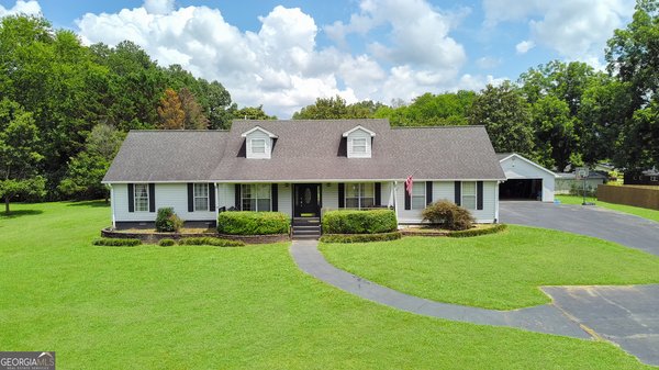 25 Sunrise Circle, Trion