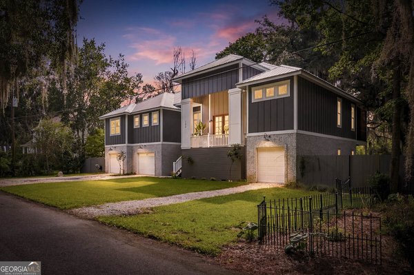 100 Virginia St. Simons