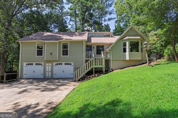 709 Cobb Trail, Woodstock