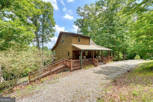 96 Taylors Court Blairsville