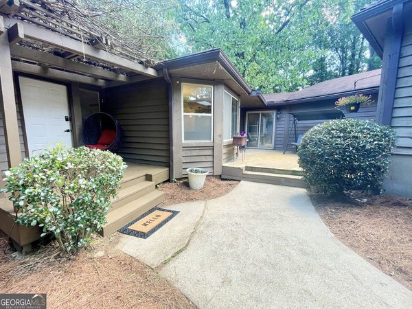 535 Putters Court, Johns Creek