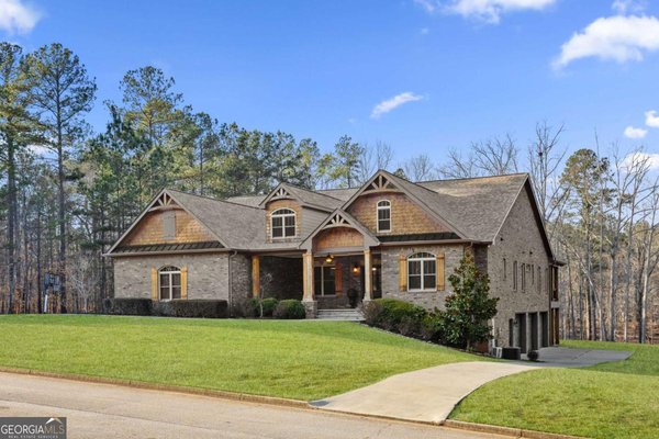 407 Saint Regis Drive, Oxford