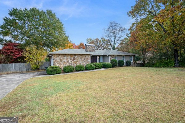 127 Windsor Drive Calhoun