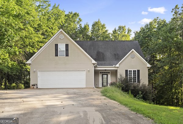 56 Edgar Drive, Commerce