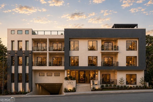 318 Sandy Springs Circle, Sandy Springs