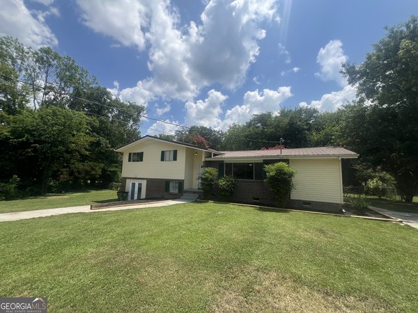 86 Rosewood Drive, Trenton