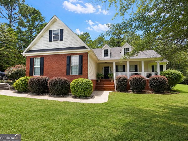 798 Whitfield Walk, Zebulon