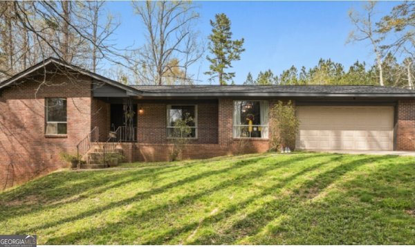779 Pinehurst Drive Fairburn