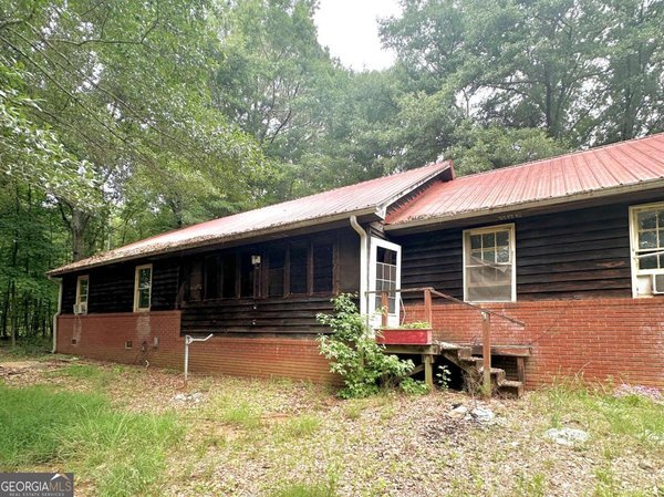 426 Veterans Drive, Danielsville