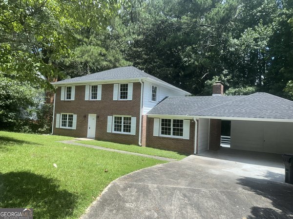 2910 Knollwood Trail, East Point