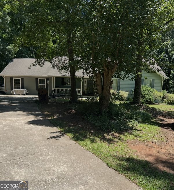 550 Jana Lane, McDonough