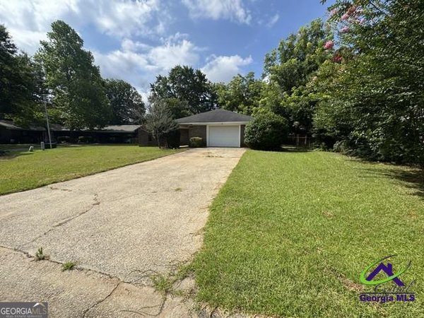 102 Modred Court, Warner Robins