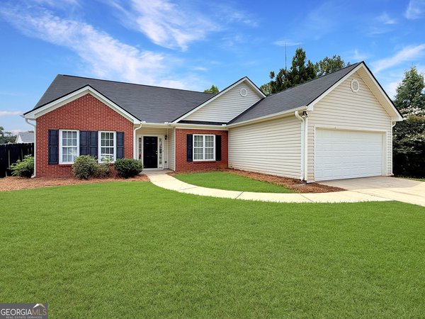 122 Kayla Court, Griffin
