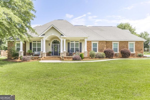 202 Lowpoint Trail, Warner Robins