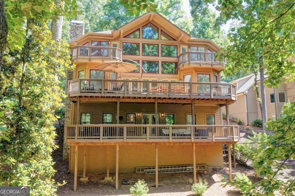 9035 Walnut Cove Lane, Gainesville