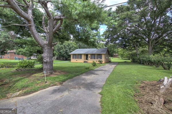 105 Meadow Lane Cartersville