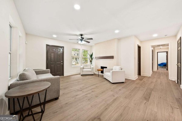 2949 Pearl Street, East Point