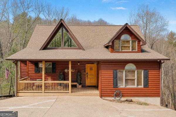 141 Winnebago Trail, Chatsworth