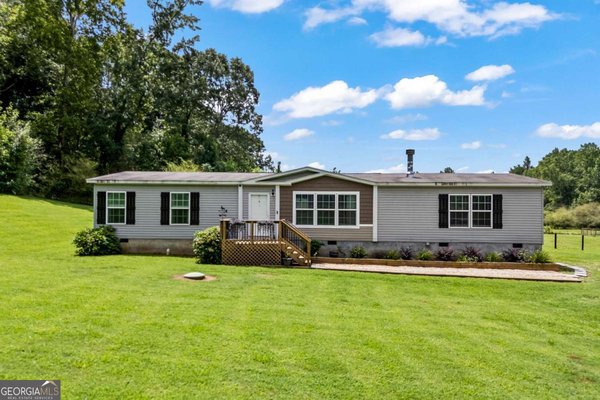 1206 Thompson Road, Dawsonville