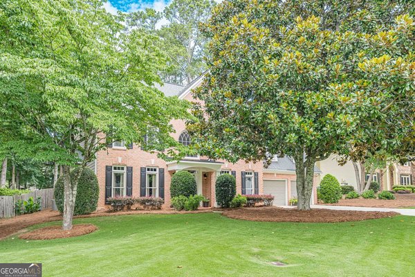 1485 Chattahoochee Run Drive, Suwanee