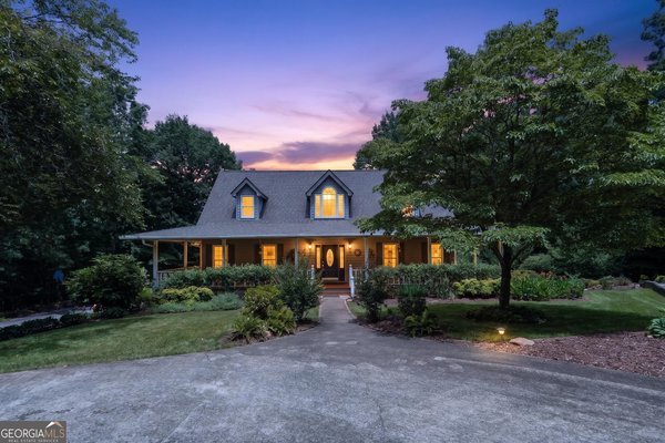 330 Scarlet Lane, Lakemont