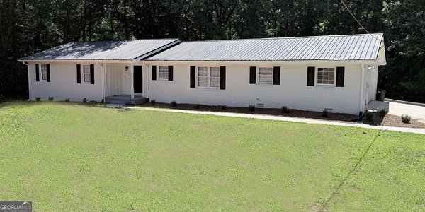 1912 Wildwood Court Conyers