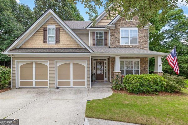 943 Island Cove Way, Buford