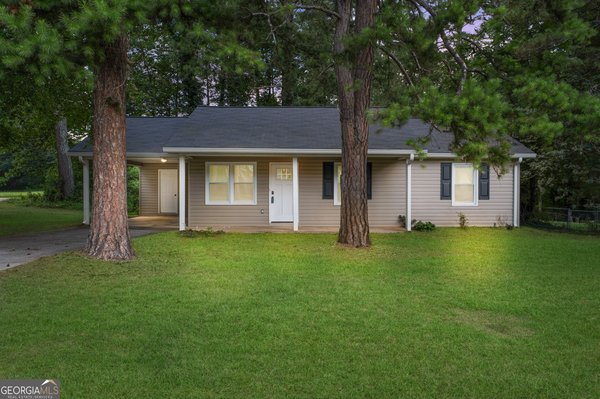 10 Lajuana Drive, Carrollton