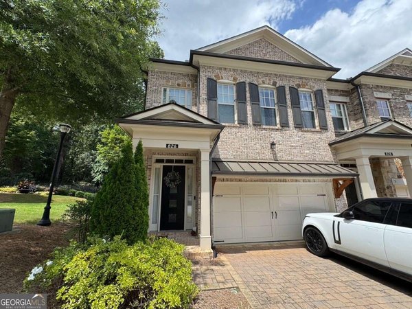 826 Canterbury Overlook Atlanta