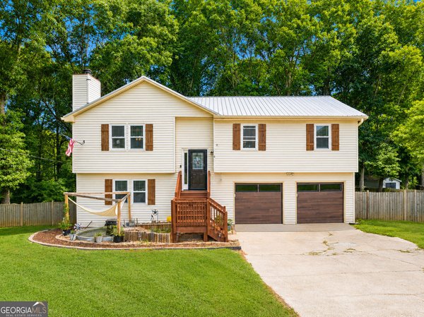 1508 Country Court, Auburn