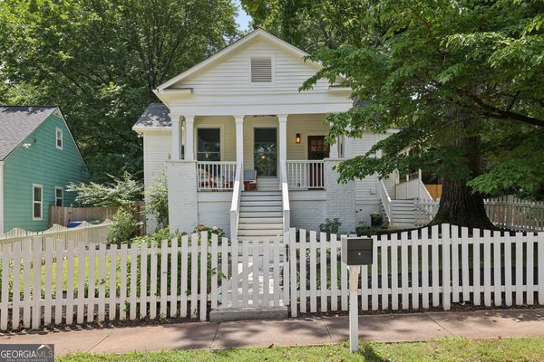 2033 Ridgedale Road, Atlanta