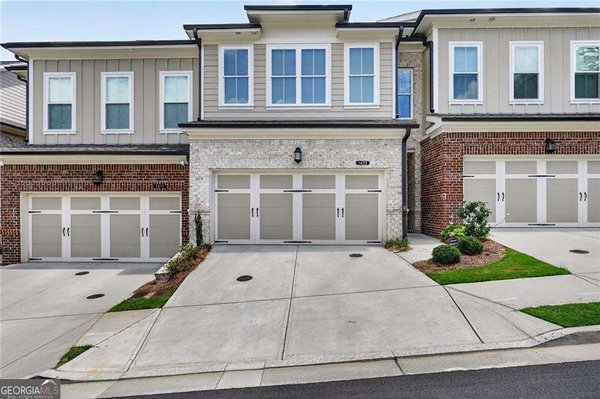1409 Casteel Lake Lane, Buford