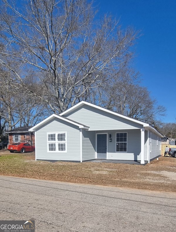 16 Kidd Street, Newnan