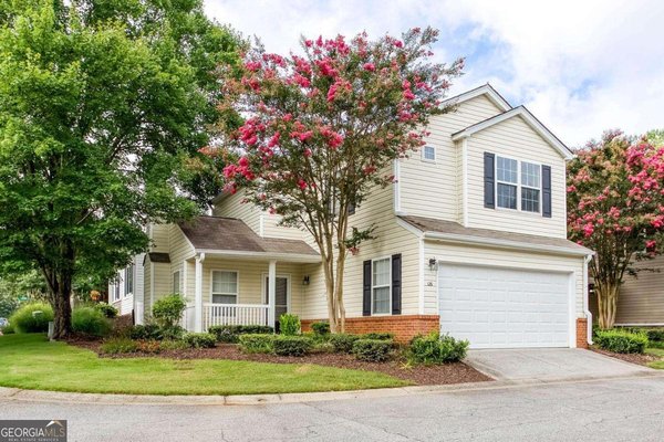 126 Oaks Place, Woodstock