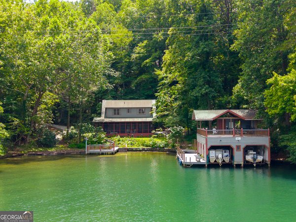 817 Wildcat Road, Clarkesville