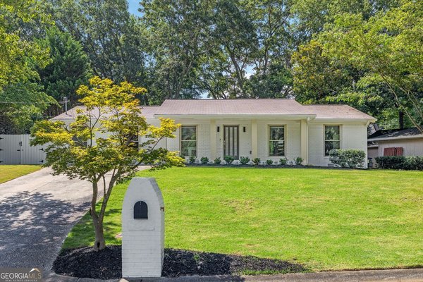 317 Crestview Circle Roswell