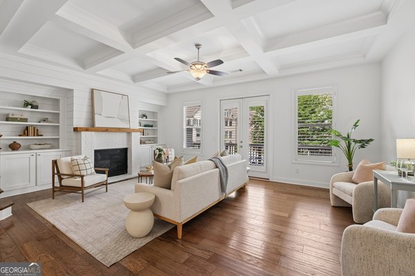 2422 Skyland Way, Brookhaven