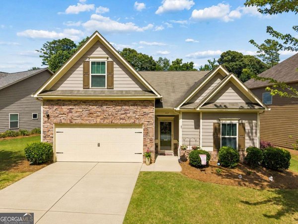 137 Stone Manor Court Woodstock