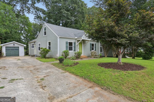 1666 May Avenue, Atlanta