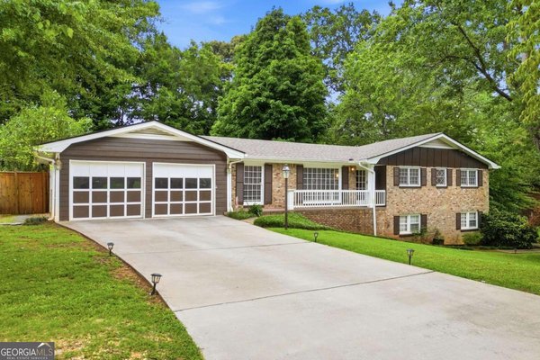120 Deerwood Circle, Smyrna