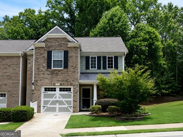 126 Oakview Passage, Canton