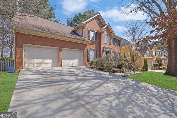 1069 Sunny Field Lane Lawrenceville